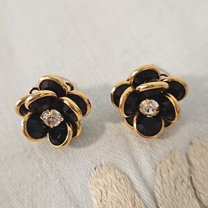 Anthropolgie Clear and Faceted Black Crystal Flower Stud Earrings